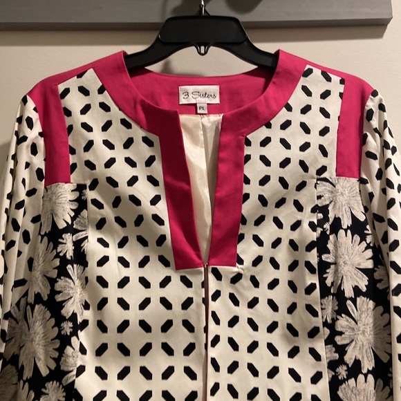 3 Sisters Black/Cream/Magenta Jacket with Floral Pattern and Shapes sz. PL - Picture 2 of 7